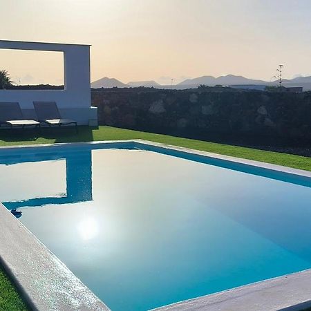 Villa Los Volcanes Lajares Eksteriør billede